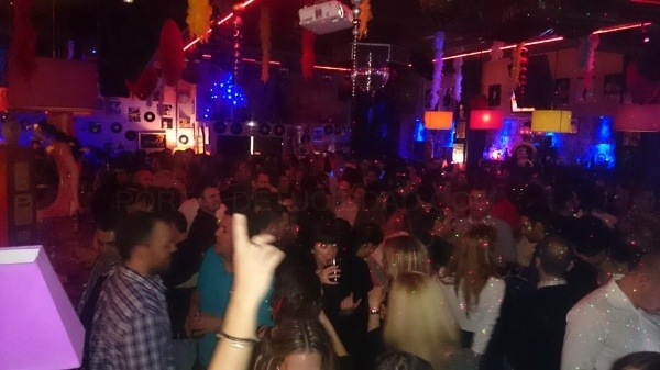FOTOS DE FIESTAS EN PUBS fotos de fiestas en pubs: