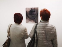 Exposición Sala El Brocense “ELLAS” de Adrián Ssegura