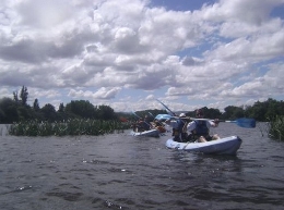 Piraguas en el Embalse de Borbollón