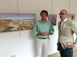 Muestra compuesta por un total de 35 obras pintados con la boca o con el pie