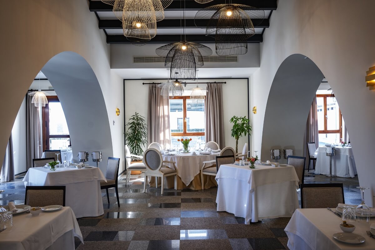 Restaurante Las Corchuelas Hotel Hospes Palacio de Arenales & Spa