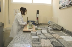 INTROMAC expone en una jornada los resultados del proyecto MITTIC en la industria del corcho, de la piedra y en la edificación