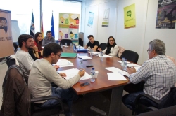 La Junta y los agentes sociales definirán las medidas de apoyo a la formación, el empleo y la emancipación joven