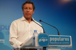 Carlos Floriano encabeza la lista del PP por la provincia de Cáceres al Congreso