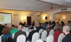 Empresas extremeñas se acercan al mundo del comercio exterior en el II Meeting Point 2015