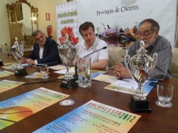 Los Trofeos de Baloncesto y Fútbol Sala de la Diputación de Cáceres contarán con más de 2.500 jugadores