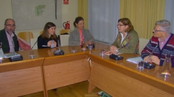La Junta de Extremadura continúa con las negociaciones con los grupos parlamentarios para aprobar los presupuestos del 2016