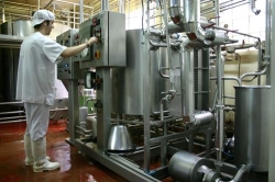 La producción industrial cae un 4,2 por ciento en diciembre en Extremadura