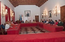 La Diputación reforzará el Área de Asesoramiento para que ningún municipio quede sin percibir fondos del Estado
