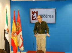 Aprobadas inversiones por 93.700 € para la mejorar 9 zonas verdes de Cáceres