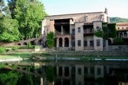 La Fundación Academia Europea de Yuste oferta 120 becas para los cursos integrados en su programa formativo Campus Yuste