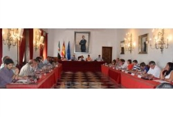 El Pleno de la Diputación de Cáceres aprueba cerca de 2 millones de euros para municipios y entidades locales de la provincia