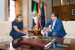 El presidente de la Junta se entrevistó con la responsable de Ciudadanos para tratar los Presupuestos de 2017