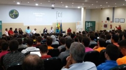 Deportistas olímpicos y paralímpicos narran su experiencia en la Facultad de Ciencias del Deporte