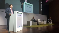 Fernández Vara valora los seguros agrarios como elemento que contribuye al desarrollo de la agricultura, la industria y la ganadería