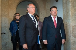 El presidente de la Junta se entrevistó con los representantes de los grupos políticos para abordar la negociación de los Presupuestos para 2017 20:21