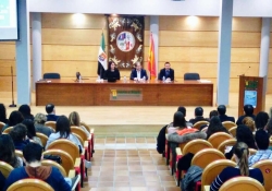 Jornadas informativas para mostrar a estudiantes y licenciados las posibilidades laborales en las instituciones internacionales