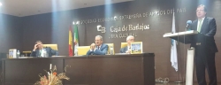 Fernández Vara aboga por que la sociedad civil tome el relevo del protagonismo público en la región