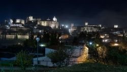 Fernández Vara destaca que la nueva iluminación de Cáceres es un atractivo más para visitar la ciudad 21:05 Lunes 12 Dic de 2016 Presidencia