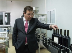 Fernández Vara destaca la vinculación de la agricultura y la ganadería con el turismo