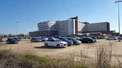 El Consejo de Gobierno de la Universidad de Extremadura ha aprobado  la convocatoria de 10 plazas de auxiliar de servicios.