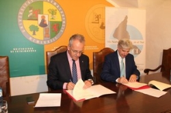 La Biblioteca Central de Cáceres albergará 1.500 volúmenes, en su mayoría de finales del siglo XIX y de la primera mitad del siglo XX.