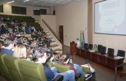 Alrededor de 500 estudiantes de la UEx realizarán el programa Erasmus el próximo curso
