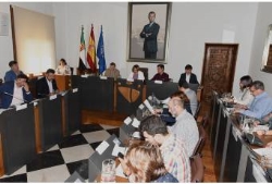 La Diputación aprueba en Pleno más de 10,7 millones de euros destinados a carreteras provinciales entre 2017-2019