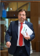 El Consejo de Gobierno aprueba la concesión de las Medallas de Extremadura a dos extremeños y a tres entidades