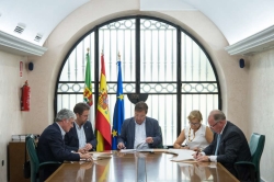 La Junta de Extremadura firma un Protocolo para el Aprovechamiento Sostenible de los Espacios Forestales.