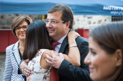 Fernández Vara pide no caer en la autocomplacencia en un país que convive con la violencia de género