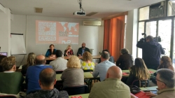 Ángel Calle presenta en Cáceres la oficina REDSOL