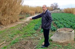 Hortelanos de Cáceres, se oponen a que se acometa otra renovación del colector que atraviesa esta zona por el perjuicio que les causaría.