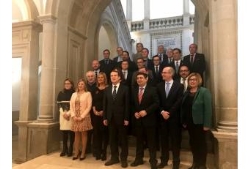 Las Diputaciones insisten al Gobierno central en poder reinvertir el superávit.