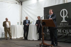 Fernández Vara inaugura las nuevas instalaciones de El País de Quercus