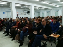Los 201 docentes de los 112 centros que participan en el programa ¡Muévete! reciben formación específica y pautas sobre su desarrollo.