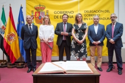 El presidente de la Junta de Extremadura asiste a la toma de posesión de los subdelegados del Gobierno en Cáceres y Badajoz.