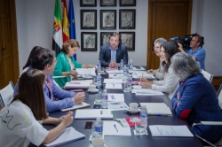 El Ejecutivo regional ha autorizado la convocatoria de los programas I y II del Plan de Empleo Social.