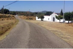 El cementerio de Mirabel contará con nuevos aparcamientos y acerados.