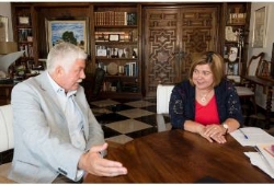 Diputación y Cetarsa acercan posturas en la defensa del tabaco como recurso importante en el desarrollo de la provincia.