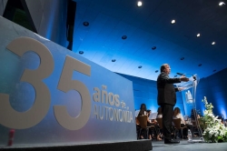 Según Vara, el pilar del sistema político son los alcaldes y alcaldesas.