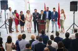 Fernández Vara destaca que la ubicación de Extremadura ofrece nuevas oportunidades en áreas como la logística.