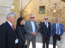 Los embajadores de Turquía e Israel, altos mandos y especialistas de inteligencia, ponentes de un curso de Verano otoño de la UEx.