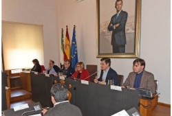 La Diputación aprueba ayudas a los municipios para la introducción de las renovables a través de los fondos IDAE.