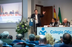 Atención a la cronicidad y al envejecimiento, dos de los grandes retos de los profesionales sanitarios.