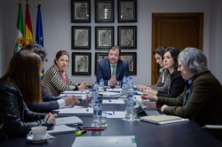 Se ha  autorizado la convocatoria de ayudas para la mejora de la eficiencia energética en zonas regables de Extremadura.