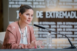El Consejo de Gobierno autoriza ayudas para libros de texto y transporte escolar