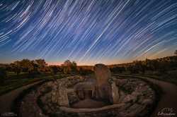 La NASA selecciona una fotografía del dolmen de Lácara como ‘Imagen Astronómica del Día’.