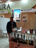 El sector vitivinícola extremeño difunde su marca en Fenavin 2019.