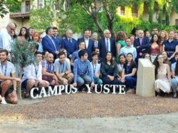 El ministro Josep Borrell participa en el curso de verano de Campus Yuste sobre los desafíos de la Unión Europea.